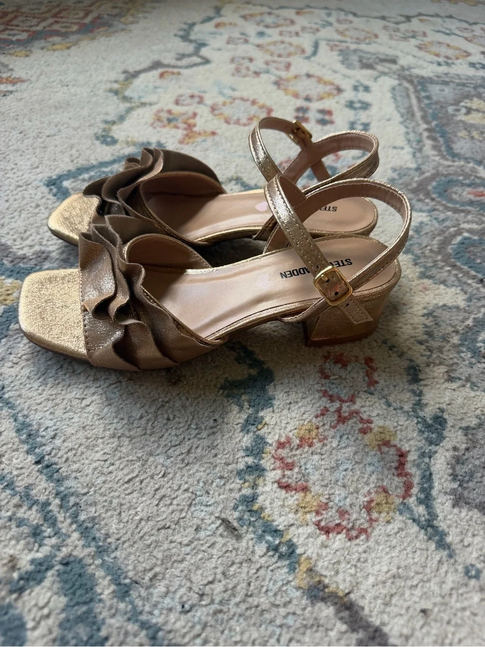 Steve Madden Bronze Ruffle Block Heel Sandals